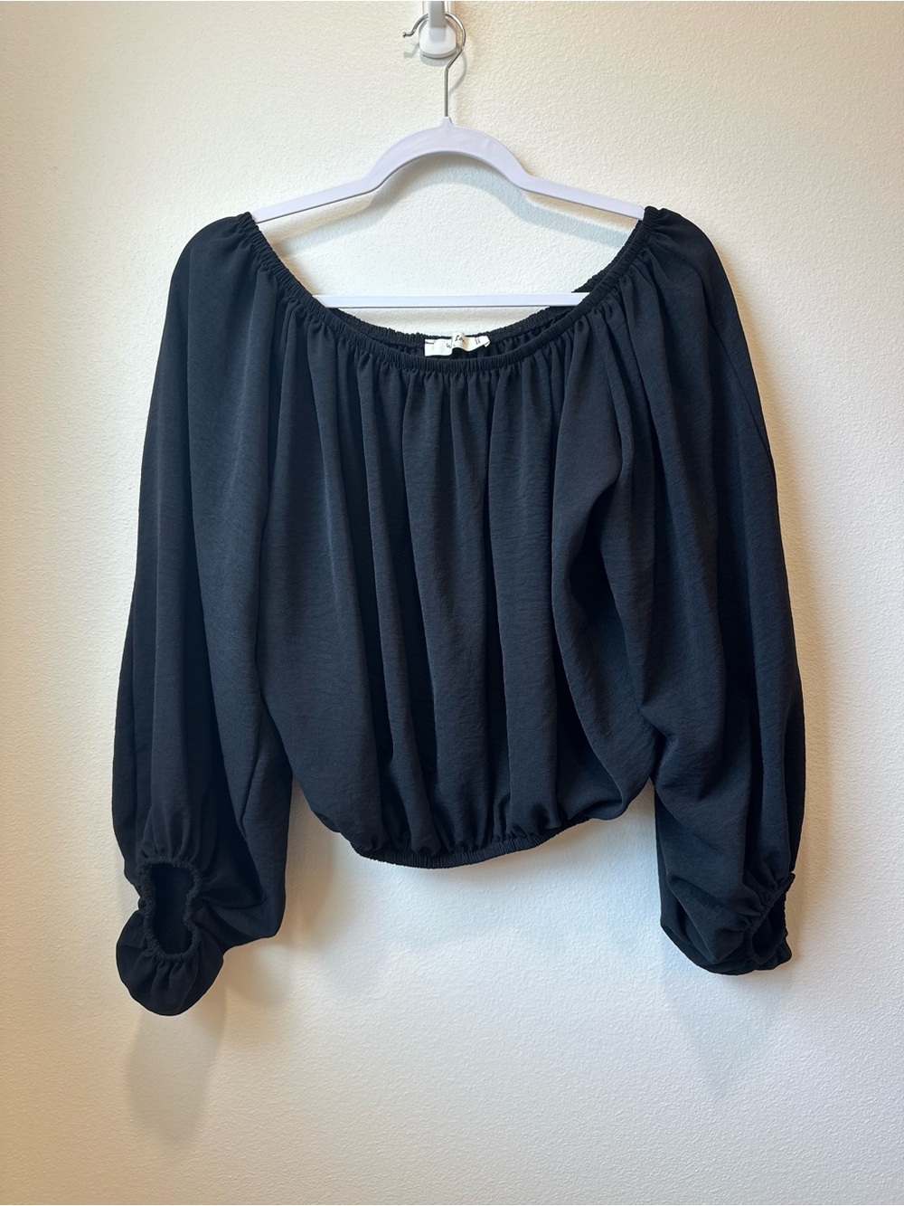 Wild Love Large Black Off Shoulder Peasant Blouse Balloon Sleeve Crop Top